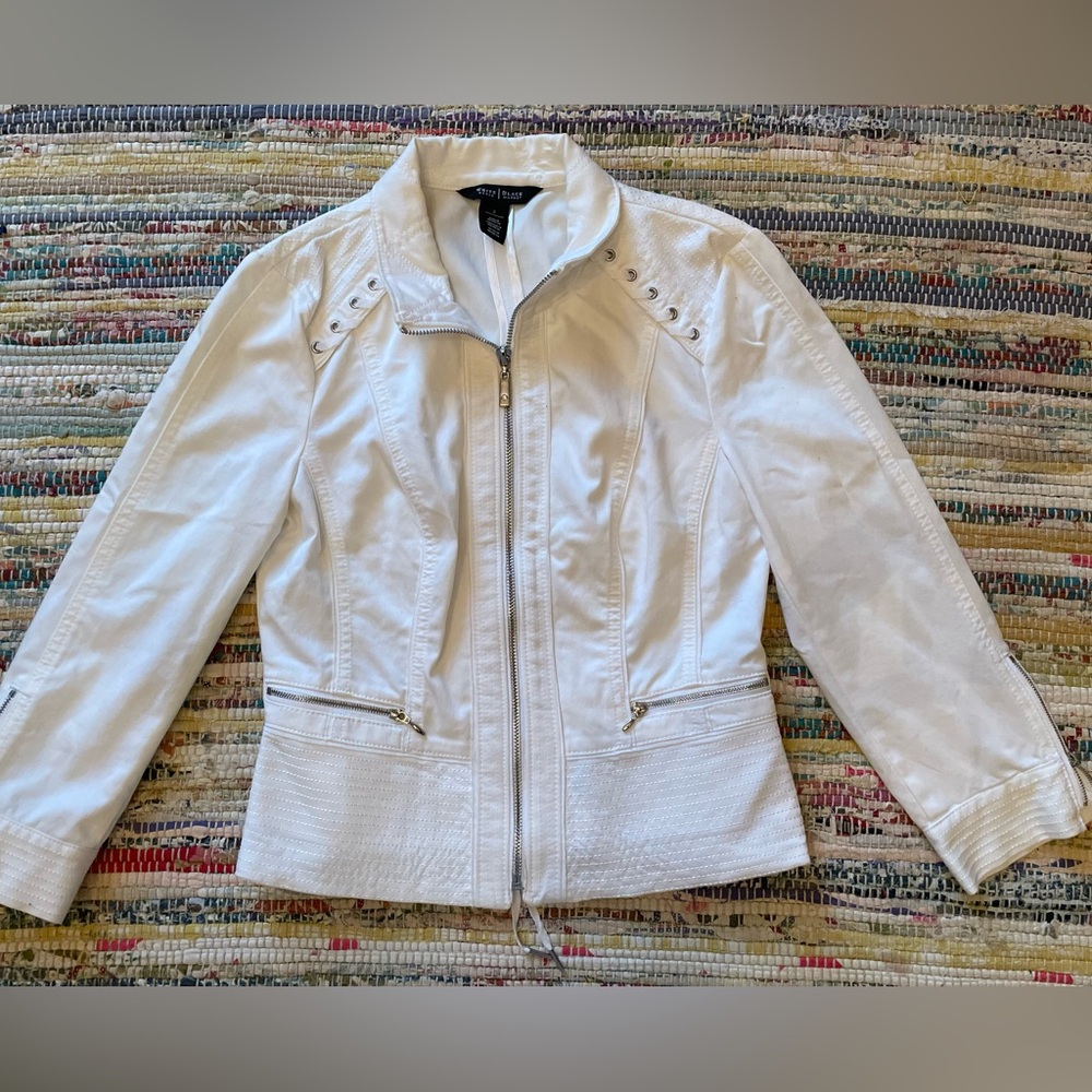 White House Black Market White Jacket - Picture 2 of 9